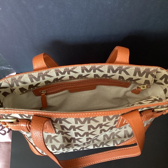 $35 Michael Kors Signature Logo Tote w/Orange Leather Trim - Picture 5 of 7